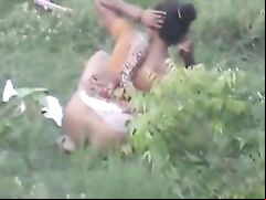 Villager Caught Peeing - Movies. video2porn2